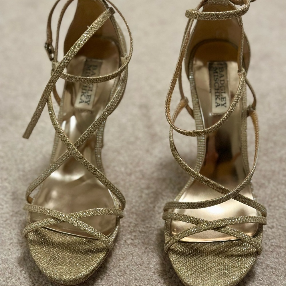 Badgley Mischka Strappy Gold Sthiletto
